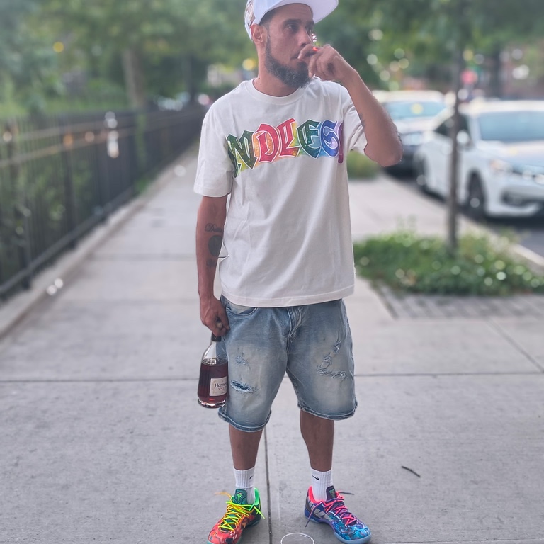 santiagojames759 profile picture